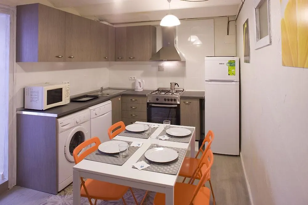Appartamento Flateli Jaume Fabra Barcellona Spagna