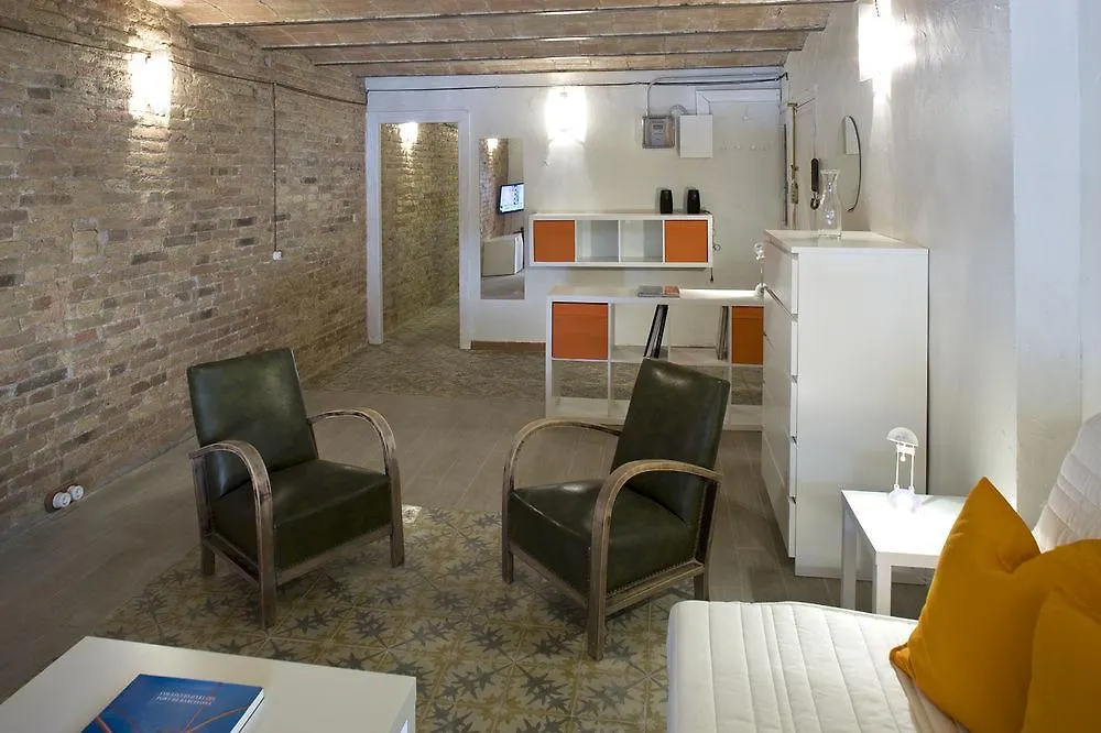 Flateli Jaume Fabra Apartment Barcelona